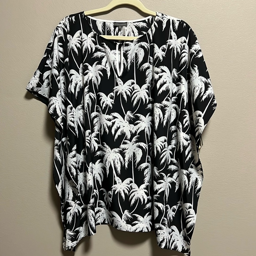 Vince Camuto Oasis Kaftan Top